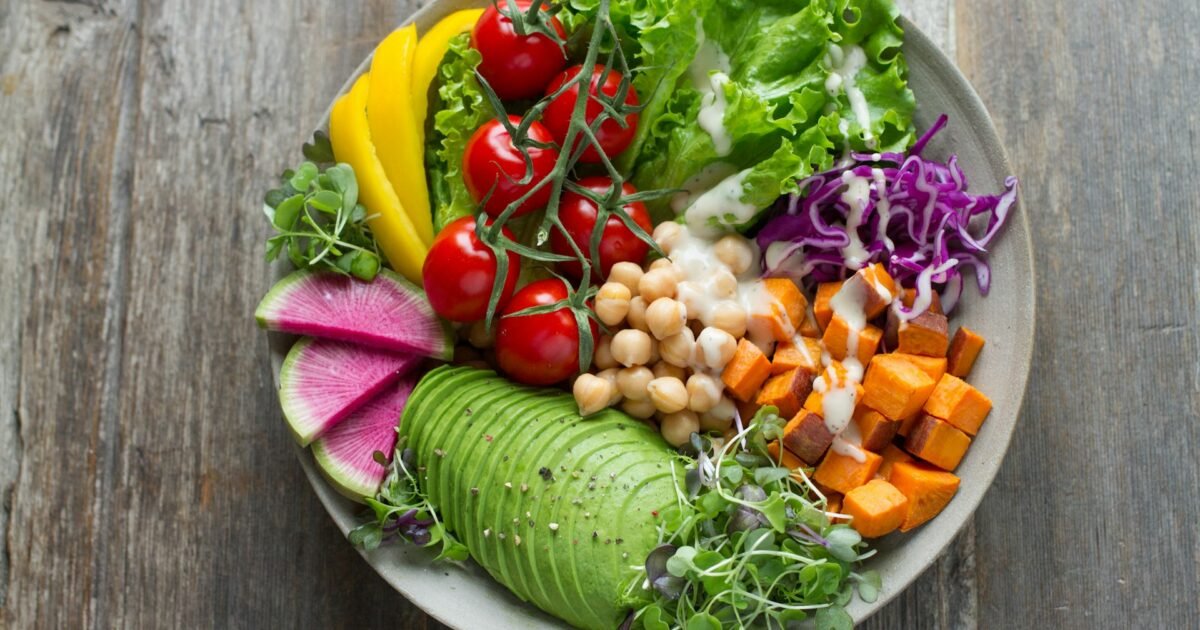 Fiber and Gut Health for Fat Loss: The 2026 Science-Backed Guide