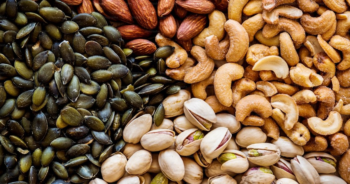 Best Fiber-Rich Snacks to Crush Afternoon Cravings (2026 Guide)