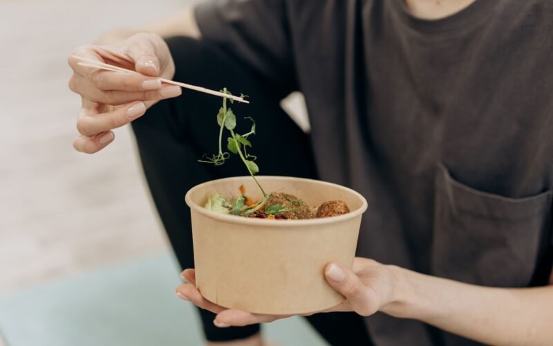 Lose Weight Mindfully: 20+ Tips for Sustainable Success